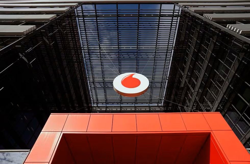 Zegona presenta un ERE en Vodafone España para 1.198 personas, más de un 36% del total