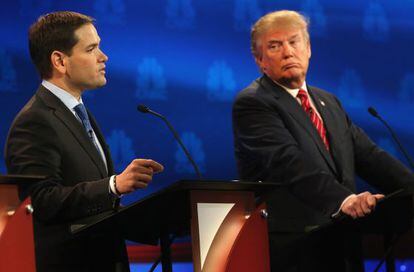 Marco Rubio (izquierda) y Donald Trump.