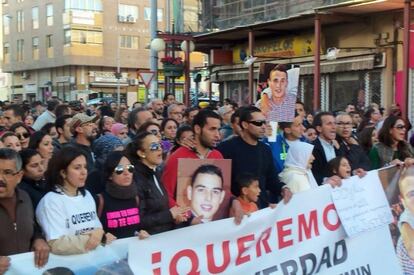 Una manifestación convocada en Melilla por la muerte de dos jóvenes a manos de la marina marroquí.