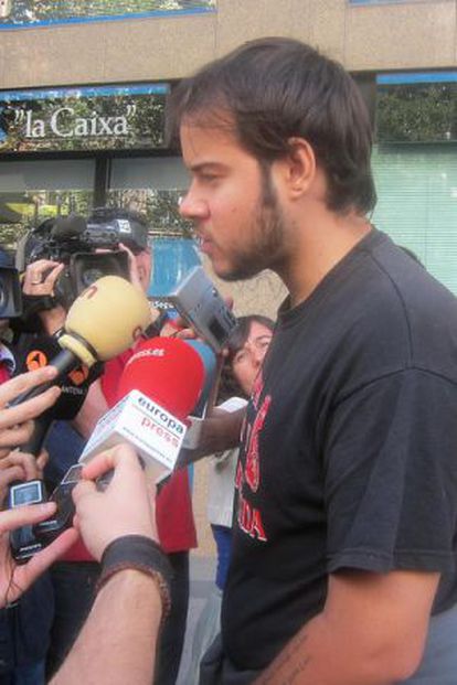 En libertad el rapero Pablo Has&eacute;l tras ser imputado por ensalzar a ETA, los GRAPO, Al Qaeda y Terra Lliure.