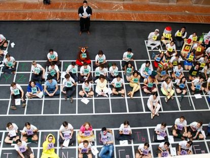 Alumnos de Química de la Universidad de Sevilla, en la Casa de la Ciencia de la ciudad.