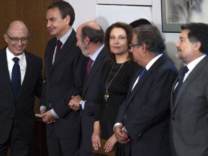 Montoro junto a Zapatero y Rubalcaba en la toma de posesión de Susana Díaz.