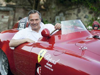 Amante de los coches clásicos, Scheufele colecciona modelos como este Ferrari.