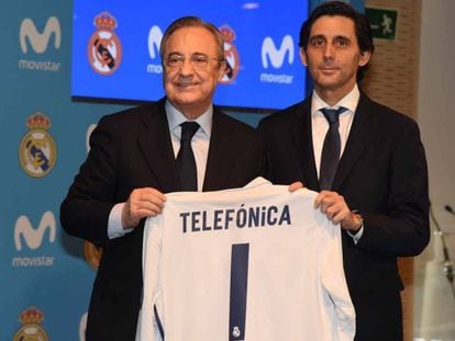 El presidente del Real Madrid, Florentino Pérez, y el de Telefónica, José María Álvarez-Pallete, en la presentación del acuerdo en 2017.