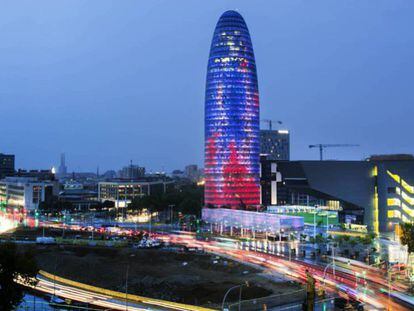 FOTO: Torre Agbar de Barcelona, una de las candidatas a albergar la Agencia Europea del Medicamento. / VÍDEO: Declaraciones de Dolors Montserrat, este lunes.