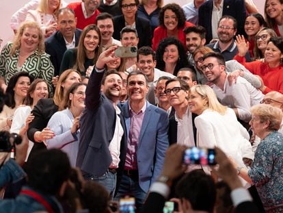 El alcalde de Tarragona, Rubén Viñuales junto al presidente del Gobierno, Pedro Sánchez;