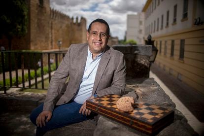 Cristóbal Blanco, neurocientífico especializado en el cerebro de los ajedrecistas, en Córdoba.