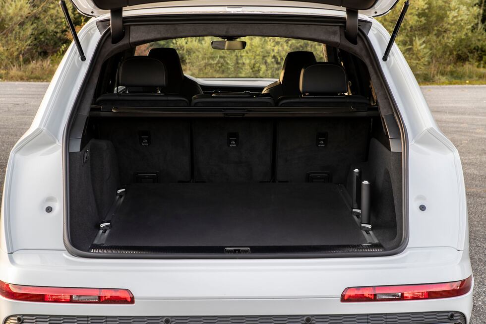 Un SUV para cada espíritu el familiar Audi Q7 y el deportivo Q8 Economía EL PAÍS Un SUV para cada espíritu el familiar Audi Q7 y el deportivo Q8 Economía EL PAÍS