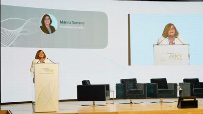 La presidenta de Aelec, Marina Serrano, en el congreso anual de la patronal eléctrica, celebrado este miércoles en Madrid.