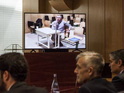 Francisco Granados compareció ayer por videoconferencia, desde la prisión de Estremera, ante la Asamblea de Madrid