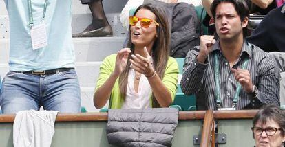 Ana Boyer, apoyando a Fernado Verdasco en el torneo Roland Garros.