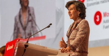 La presidenta del Banco Santander, Ana Bot&iacute;n, durante la junta general de accionistas celebrada el pasado 7 de abril.