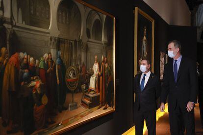 Felipe VI ha inaugurado en el Museo de Santa Cruz de Toledo 'Alfonso X: El legado de un rey precursor', un recorrido por las diferentes facetas del monarca que repasa sus aportaciones a través de 180 piezas cedidas por 70 entidades.
