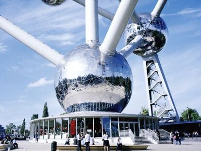 El Atomium, en Bruselas, construido en 1958 para la Exposici&oacute;n Universal.