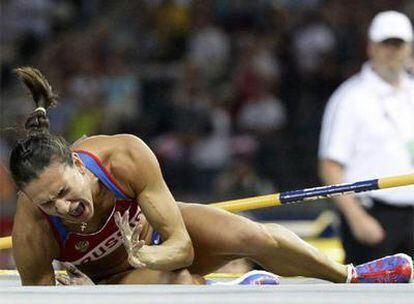 Yelena Isinbayeva, tras fallar en la final de salto con pértiga.