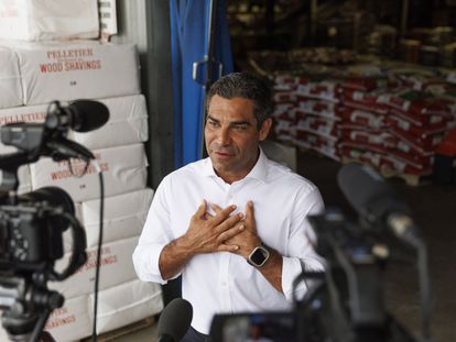 El alcalde de Miami, Francis Suarez, este mes en un acto de campaña en Bow, New Hampshire.