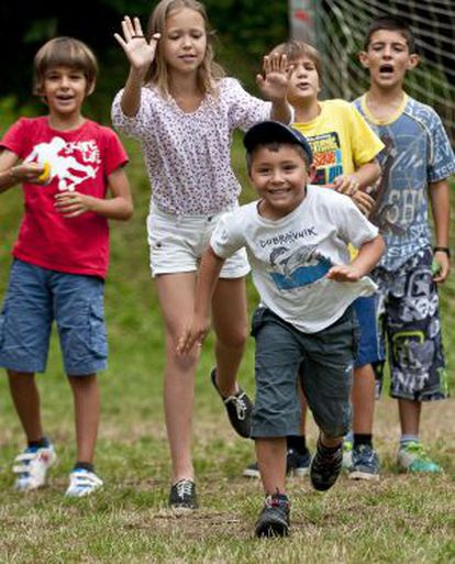 Niños en los campamentos de la Fundación Pere Tarrés.