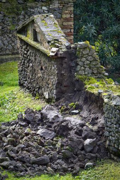 Los derrumbes del domingo 2 de marzo en la necr&oacute;polis de Porta Nocera, en Pompeya. 