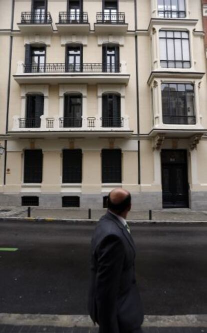 Fachada de la sede de la Generalitat en Madrid.