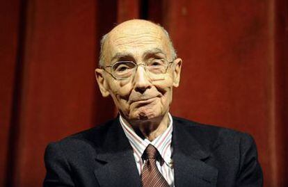 El escritor portugués y ganador del premio Nobel de Literatura en 1998, José Saramago.