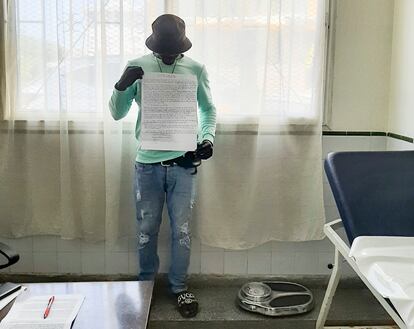 El sudanés Basir (nombre figurado), que ha solicitado asilo en España desde la Embajada de Rabat, el día 19 en Casablanca.