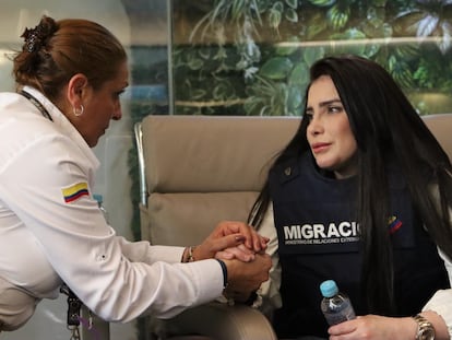 Aída Merlano (derecha), tras ser extraditada desde Venezuela a Colombia, el pasado 10 de marzo.