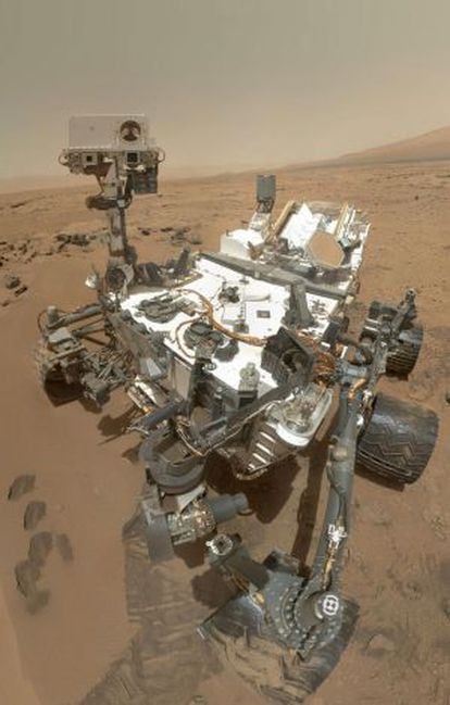 El robot 'curiosity' en un 'selfie', que se tomó en alta resolución.