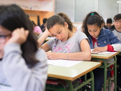 Alumnos de primaria en una escuela de Barcelona. 