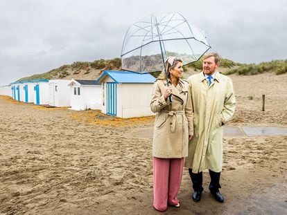 Los reyes de Países Bajos, Guillermo y Máxima de Holanda, en una visita a la isla de Texel, en el archipiélago de las Frisias, el 9 de mayo de 2023.