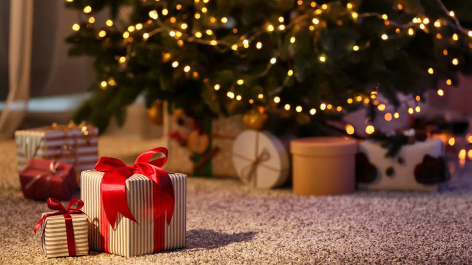 almohada Salida hacia 鍔 Cómo ahorrar en la compra de los regalos navideños? | Escaparate: compras y  ofertas | EL PAÍS