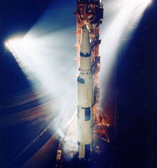 El Saturno V se utilizó para el programa Apollo en los años 60 y 70 y también sirvió para lanzar la estación espacial Skylab.