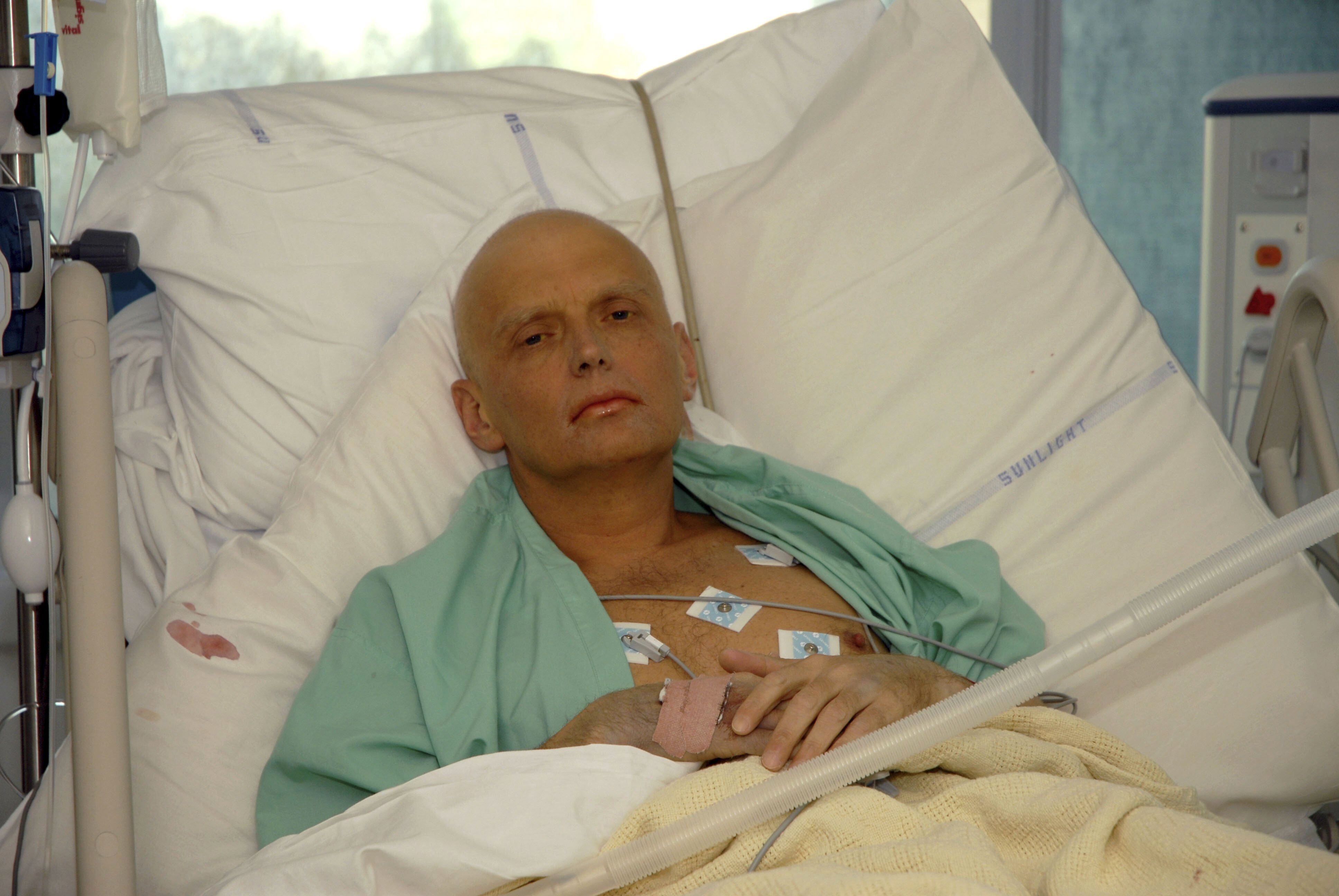 El exespía ruso Alexander Litvinenko, hospitalizado en Londres pocos díasantes de morir.