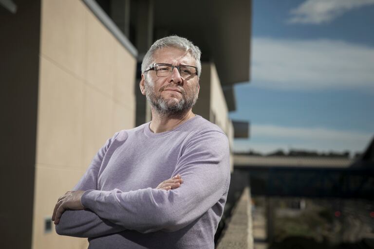 El investigador José Ramón Galán-Mascarós, responsable del proyecto.