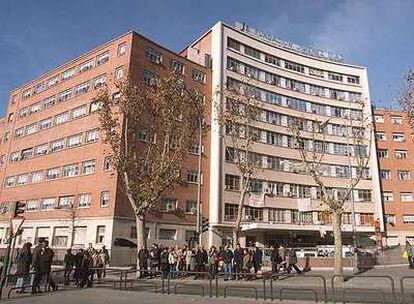 El edificio de la Fundación Jiménez Díaz, en la plaza de Cristo Rey.