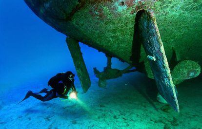 Un pecio en las profundidades marinas de Malta.
