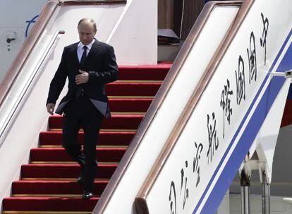 El presidente Putin, a su llegada a Pek&iacute;n este martes. 