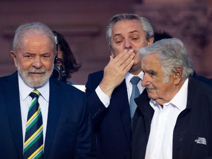 Alberto Fernández con Lula y Mujica este viernes en Buenos Aires.
