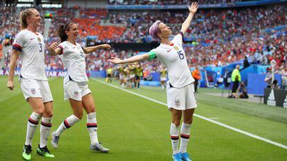 Jugadoras de la selección femenina de fútbol de EE UU, en Francia, el pasado julio.