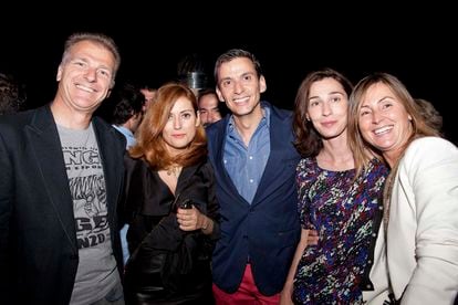 Matías de Alzua, de LVMH, la directora de S Moda, Empar Prieto, Patricio Walburg, de Lancôme, María Borrás, de Guerlain, y Liliana.