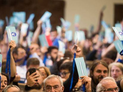 Asistentes al plenario de En Marea.