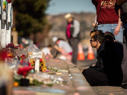 Homenaje a las víctimas del Club Q, en Colorado Springs, donde fueron asesinadas cinco personas.
