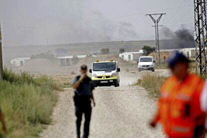 Els ferits han estat traslladats a l'Hospital Universitari Miguel Servet, de Saragossa. Encara es desconeixen les causes de la detonació.