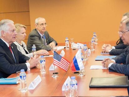 Tillerson y Lavrov, en su encuentro en Manila