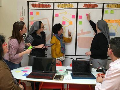 Docentes del colegio Nazaret-Oporto de Madrid.