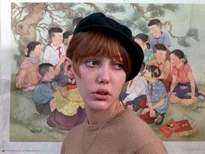 La actriz Anne Wiazemsky, en la película 'La chinoise' (1967), de Godard.