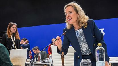 La vicepresidenta primera y ministra de Economía, Nadia Calviño, preside una reunión informal ministerial en el Palacio de Congresos de León, el pasado octubre.