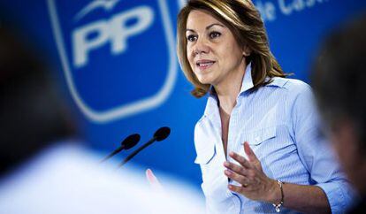 La secretaria general del PP, Mar&iacute;a Dolores de Cospedal, en el acto en Toledo. 