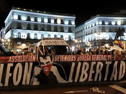 Manifestaci&oacute;n en la puerta del Sol en diciembre de 2012  para reclamar la puesta en libertad sin cargos de &#039;Alfon&#039;