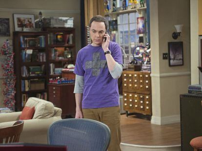 A pesar de su manera de ser infantil en 'The Big Bang Theory' el actor tiene 43 años. Y, de hecho lleva más de una década de trabajo a sus espaldas, aunque la serie en la que interpreta a Sheldon Cooper ha sido la que le ha dado el éxito.