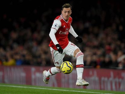 Mesut Özil, en un partido del Arsenal en diciembre pasado
